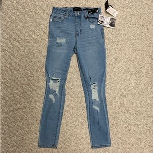 NWT Kendall & Kylie Denim Ripped Skinny Jeans